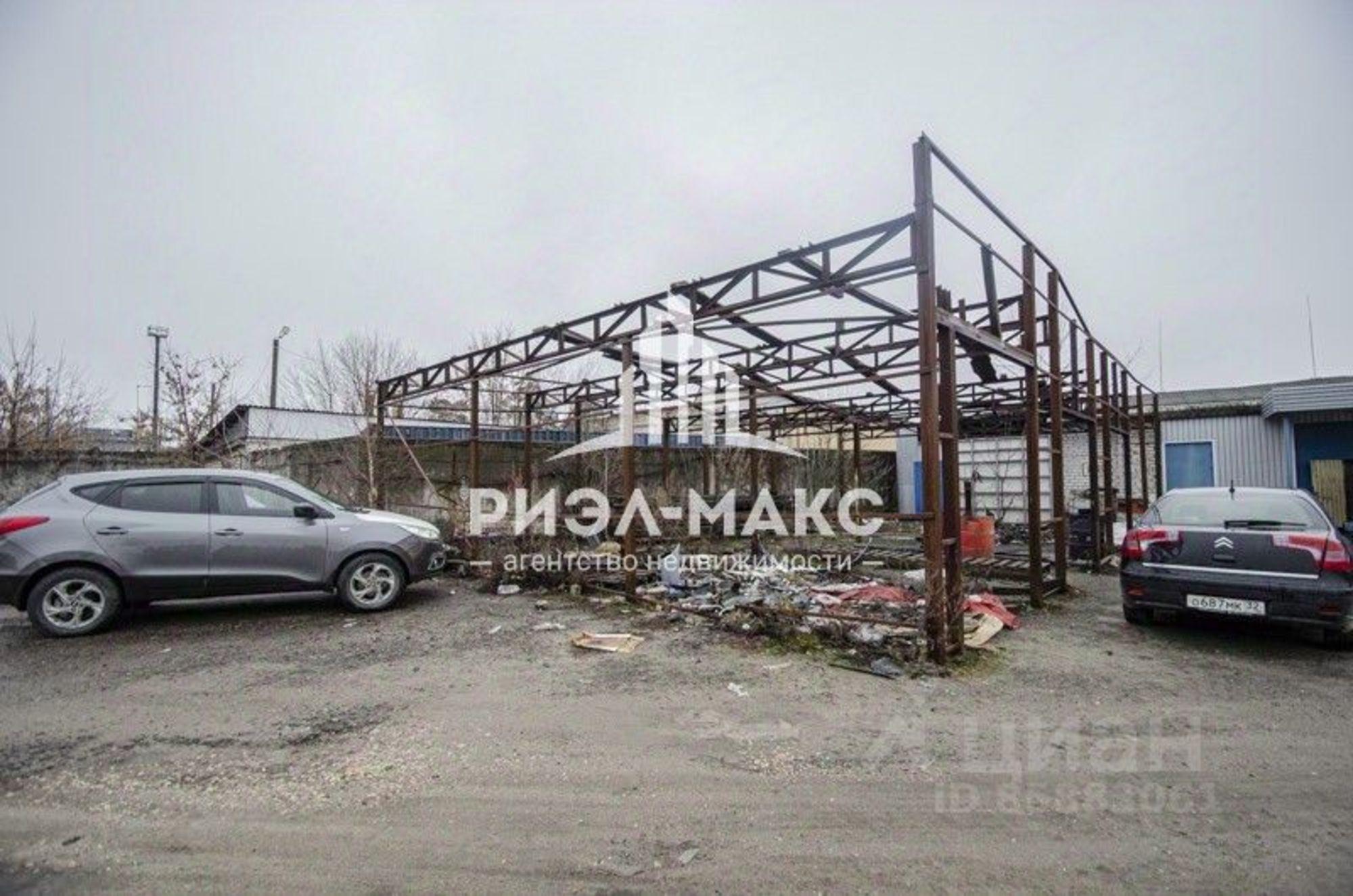 Купить складское помещение за 5 500 040 рублей на Московский проезд, 83