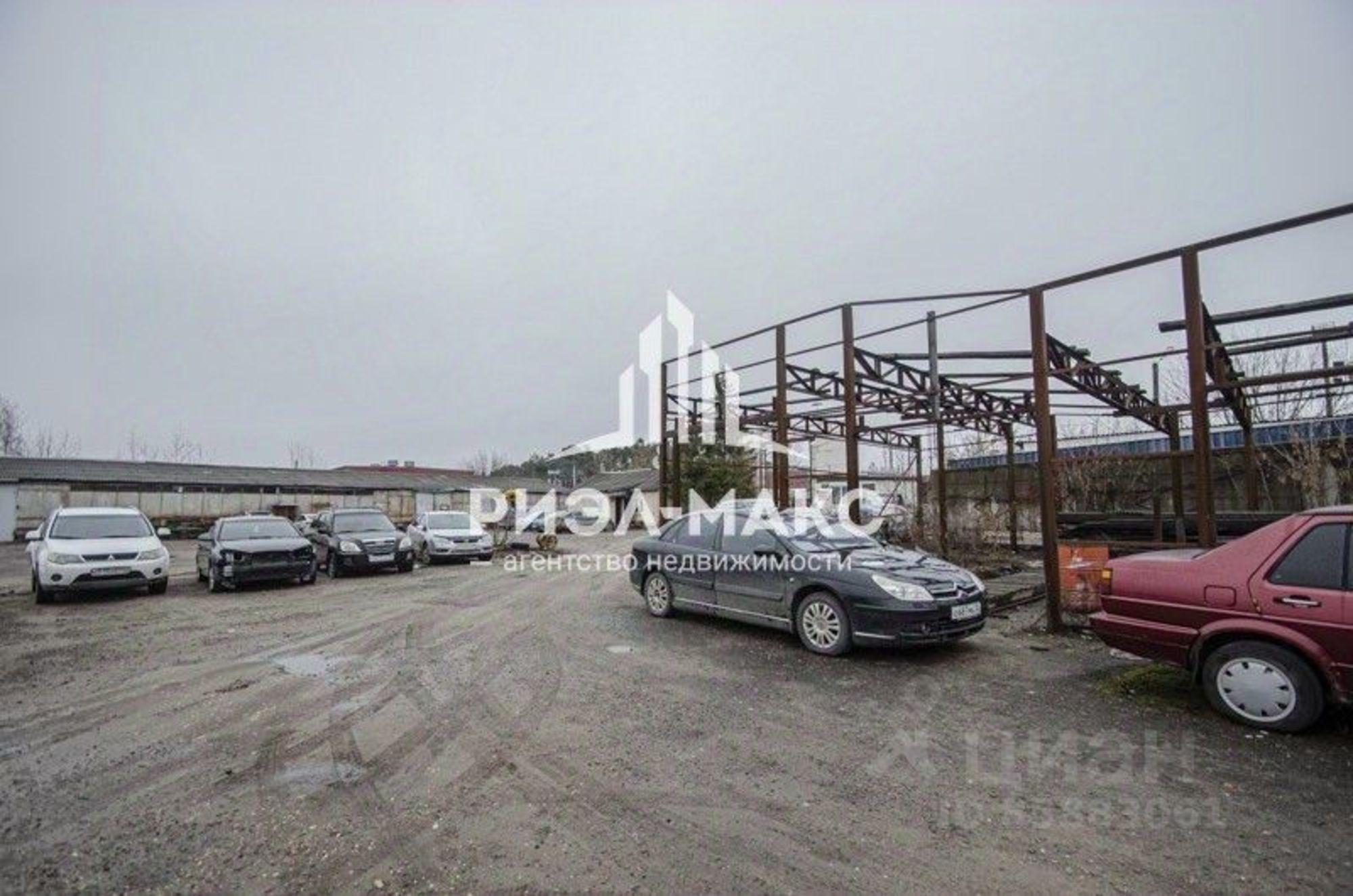Купить складское помещение за 5 500 040 рублей на Московский проезд, 83