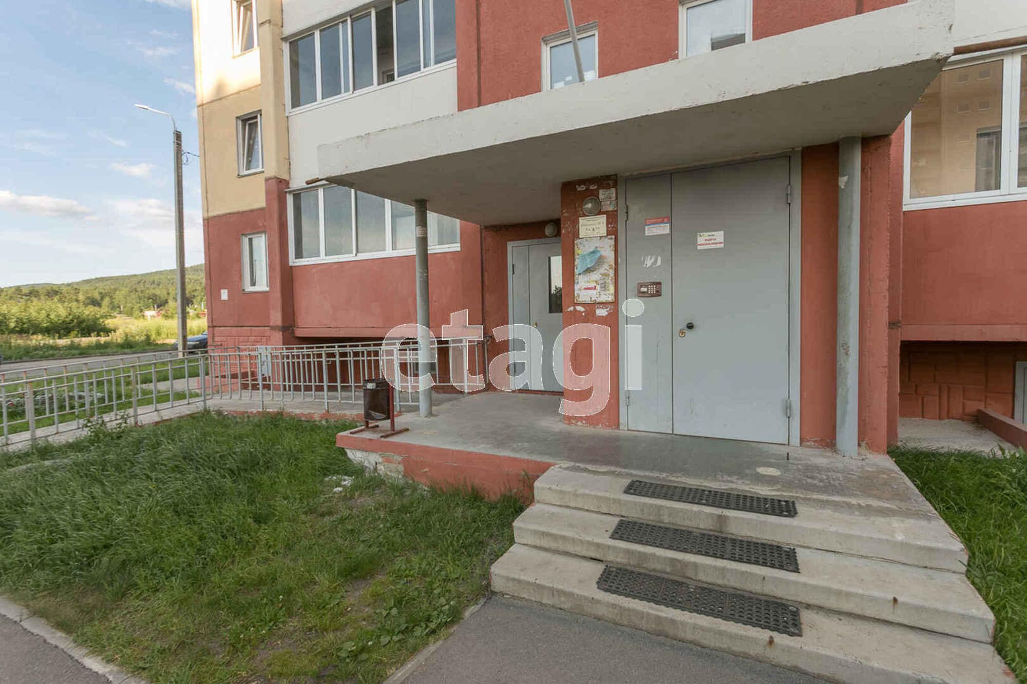 Купить квартиру за 2 700 000 рублей на бульвар Седова