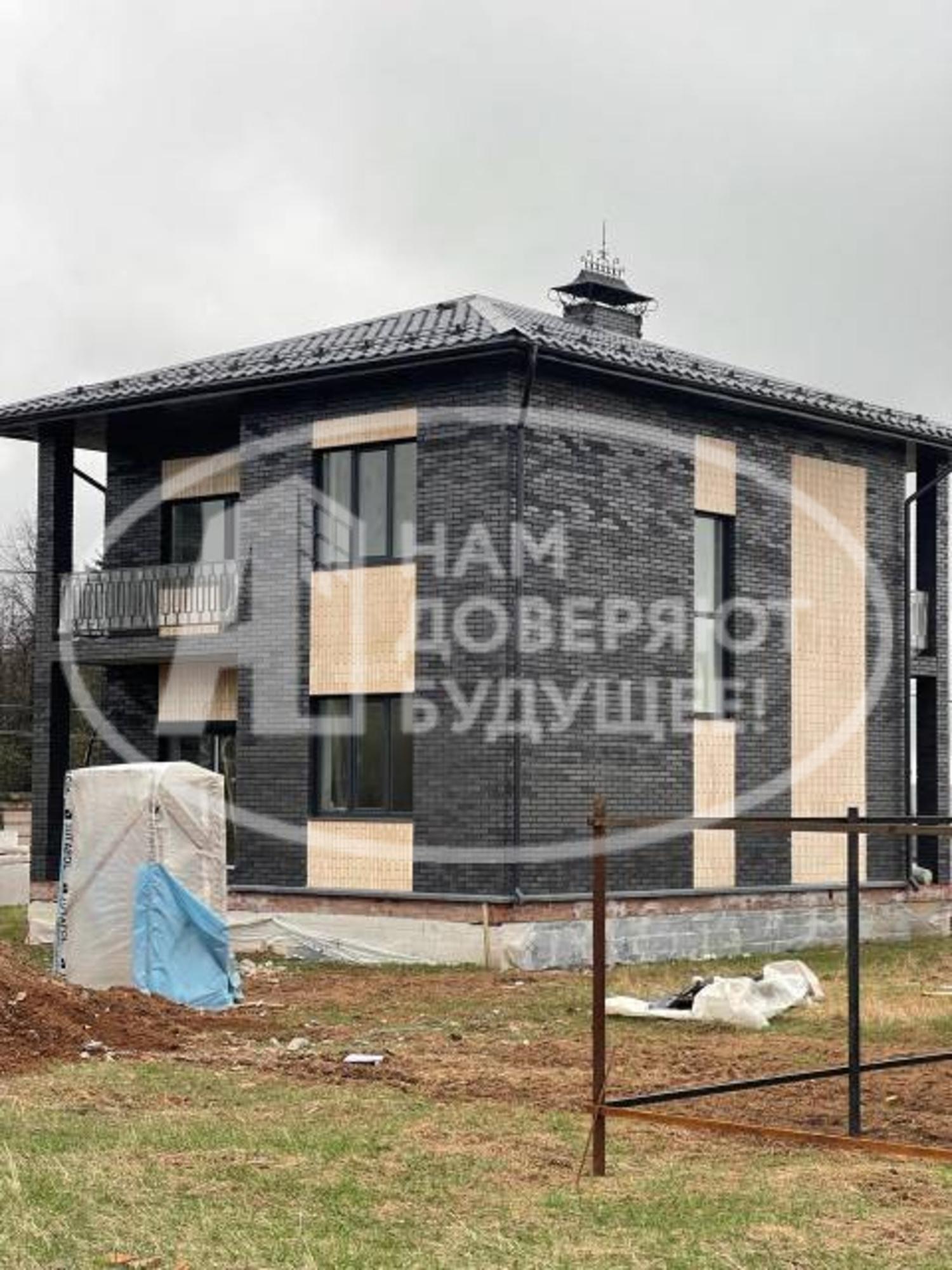 Купить дачу, дом, коттедж за 15 200 000 рублей на улица Владимира Кармилова