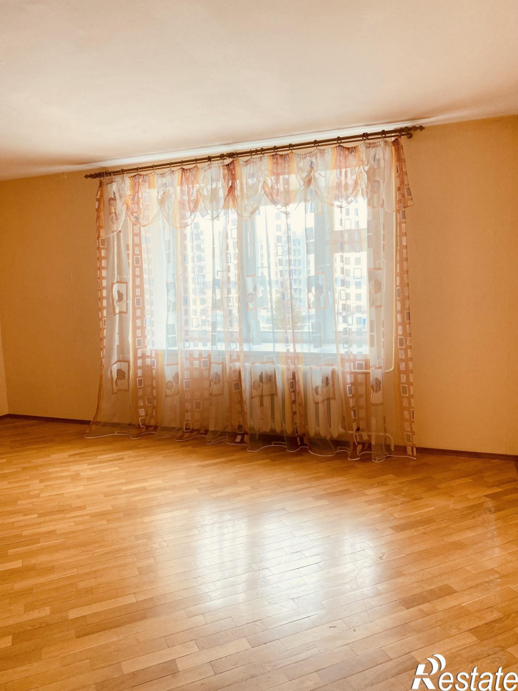 2-комн квартира микрорайон Берёзово,Анникова улица,8