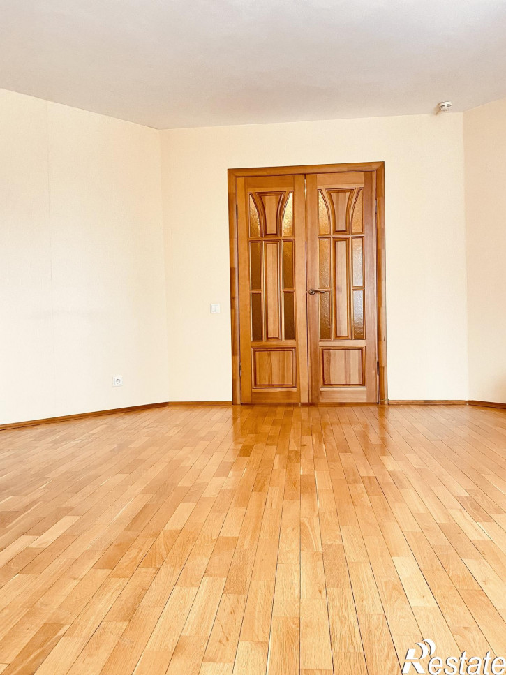 2-комн квартира микрорайон Берёзово,Анникова улица,8