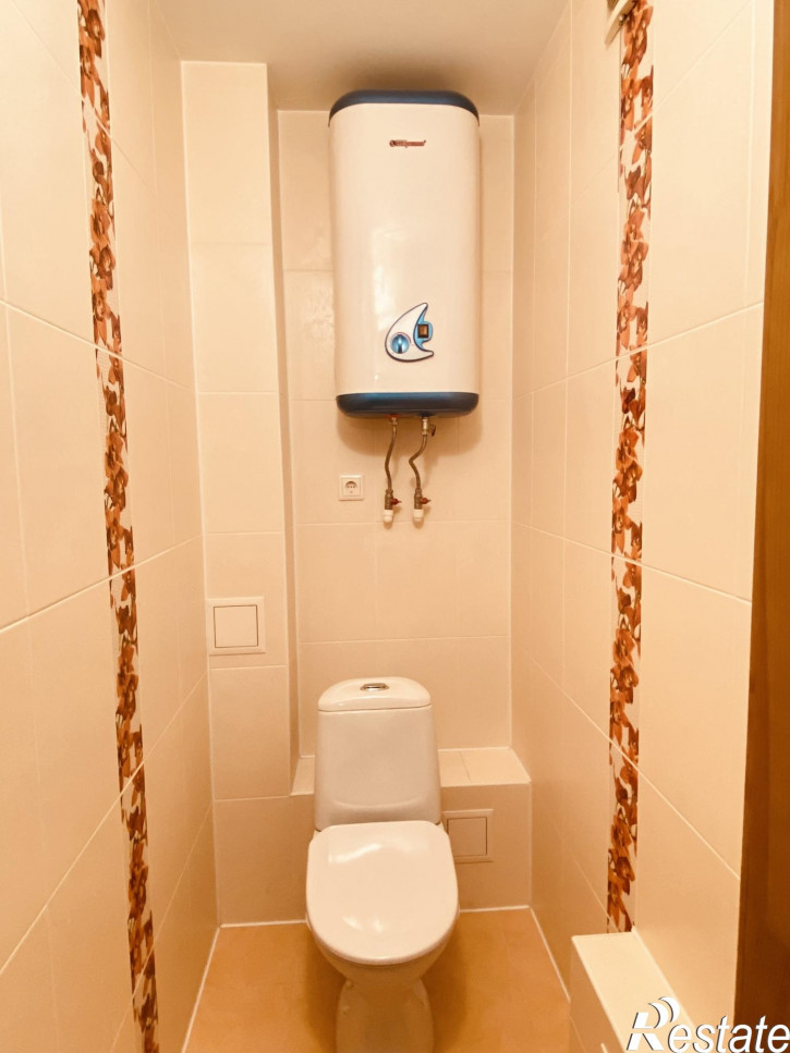 2-комн квартира микрорайон Берёзово,Анникова улица,8