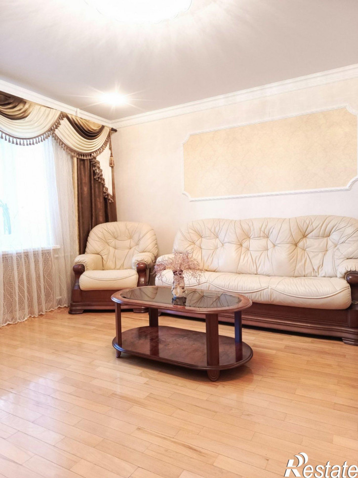 3-комн квартира Лебедева улица,59