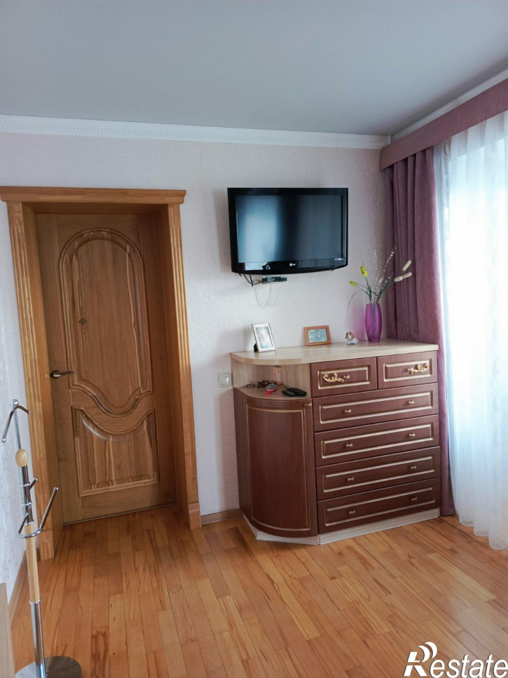 3-комн квартира Лебедева улица,59