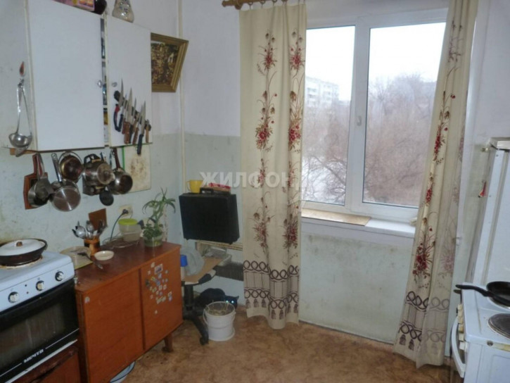 2-комн квартира Связистов, 113