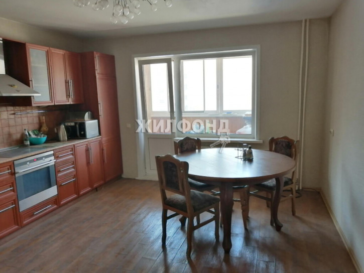 2-комн квартира Звёздная, 42