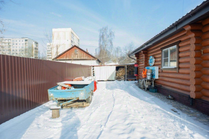 Отдельное здание ул Пузакова, 52Б,  д. 52Б