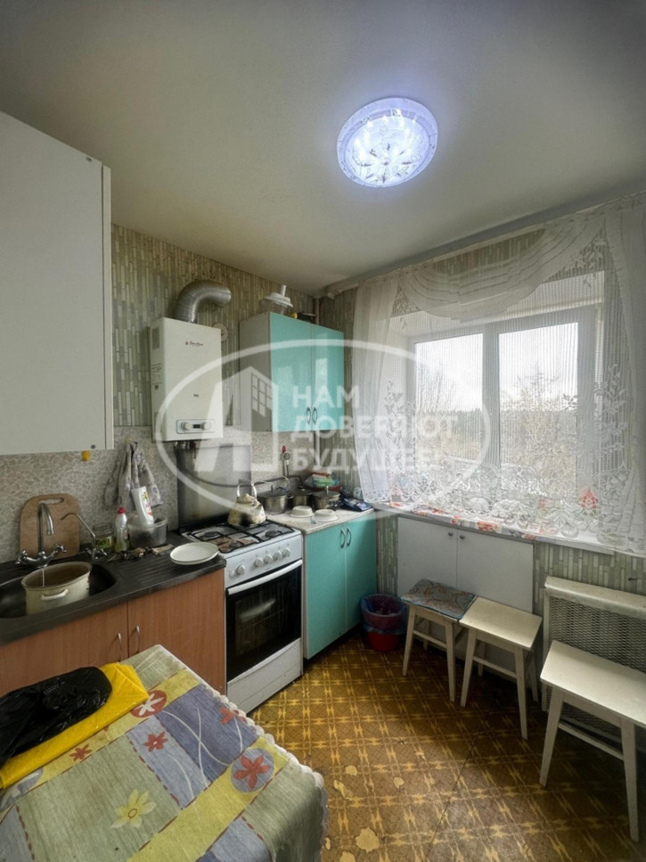 3-комн квартира улица Сивкова, 16
