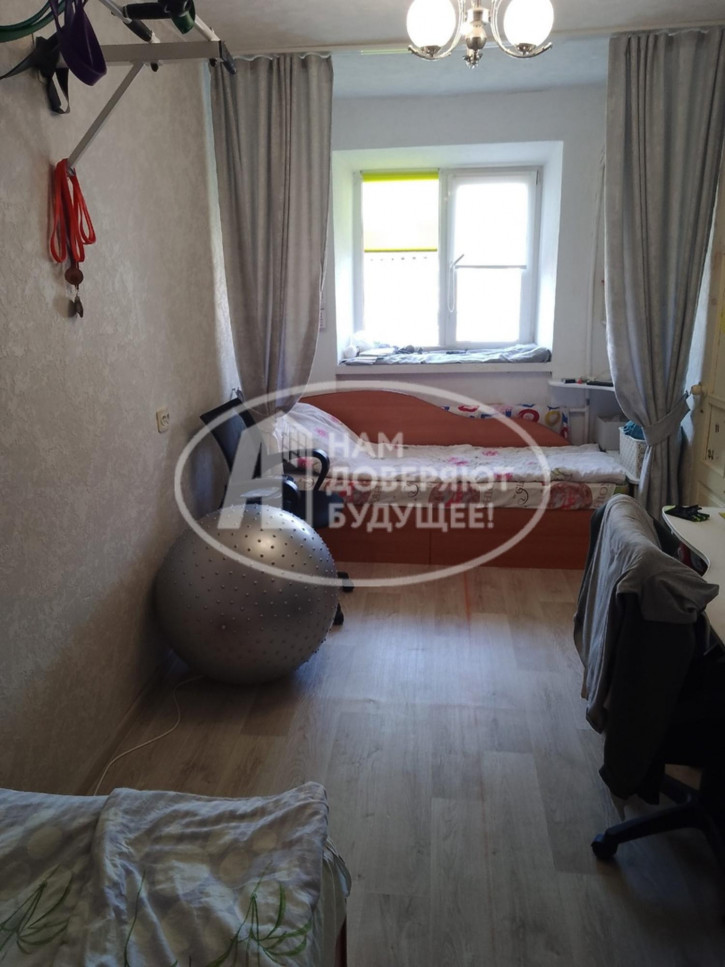 2-комн квартира улица Мира, 7