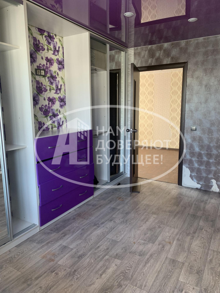 3-комн квартира Вокзальная улица, 65