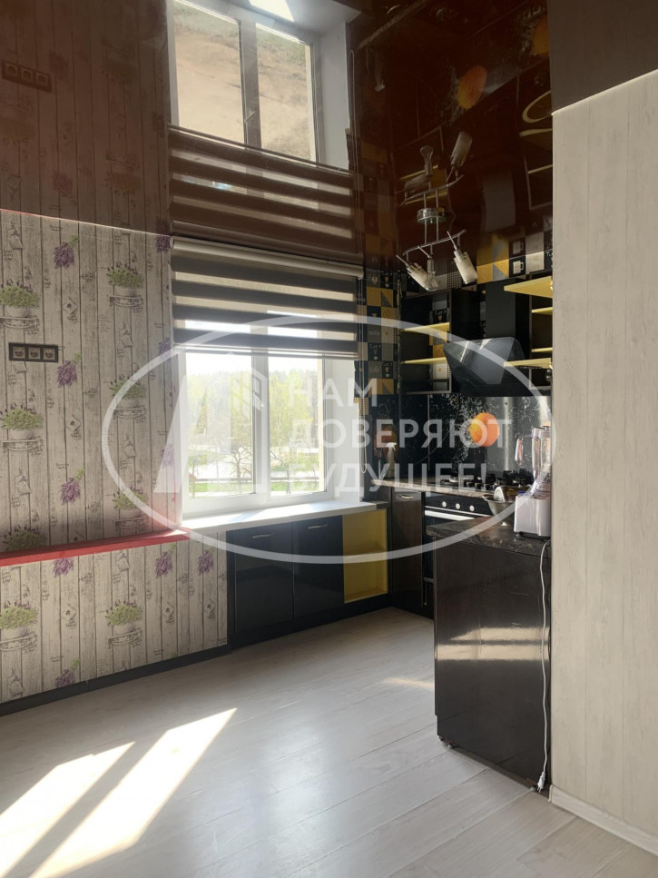 3-комн квартира Вокзальная улица, 65