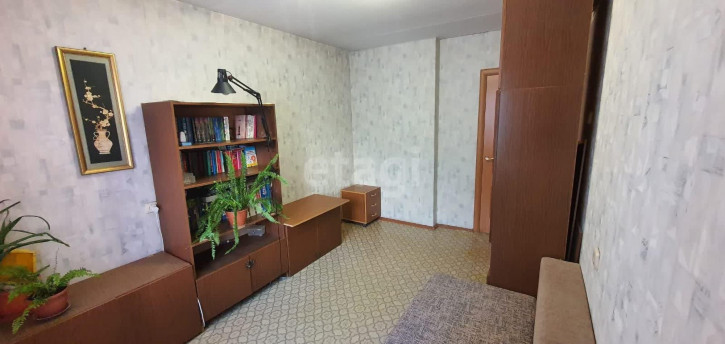 3-комн квартира Расточная, 13