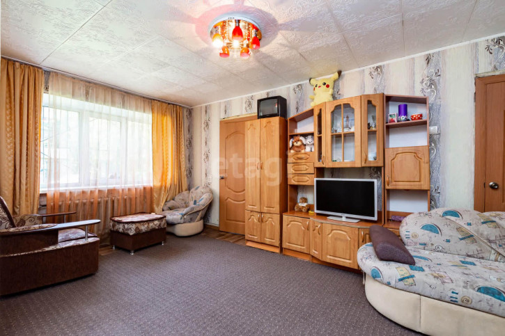 2-комн квартира Победы, 12