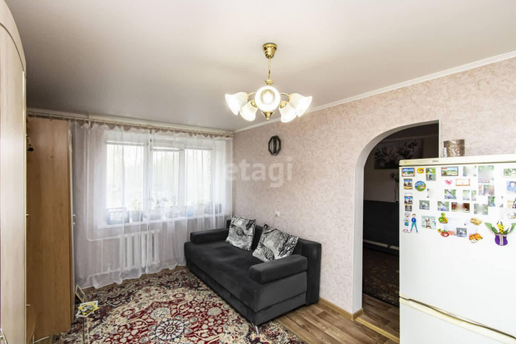2-комн квартира Республики, 218