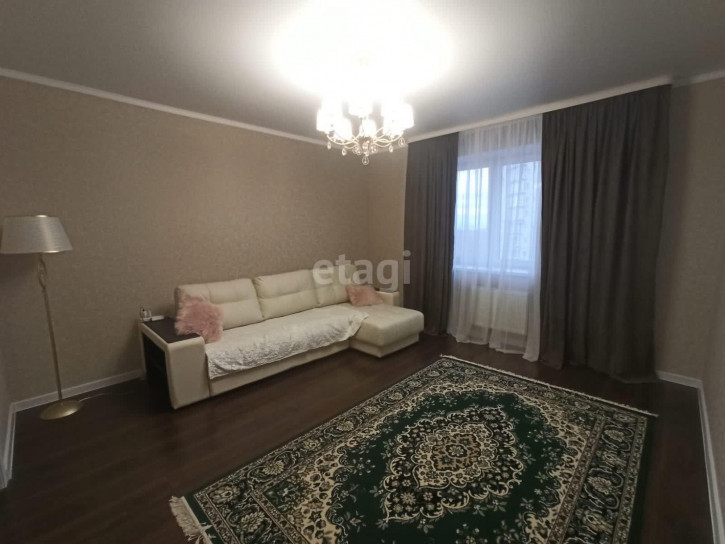 2-комн квартира Мельникайте, 2/10