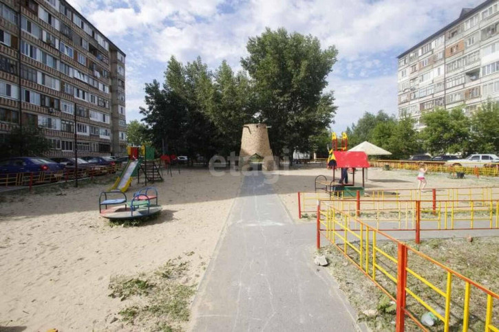 1-комн квартира Судостроителей, 38