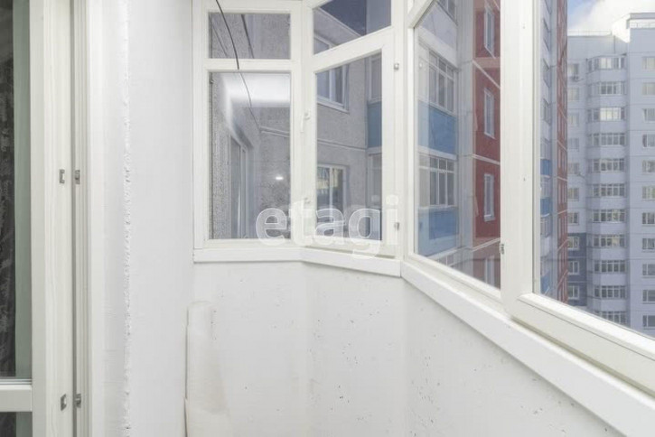 3-комн квартира Павла Шарова, 1/1