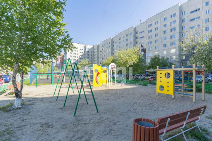 2-комн квартира Монтажников, 17