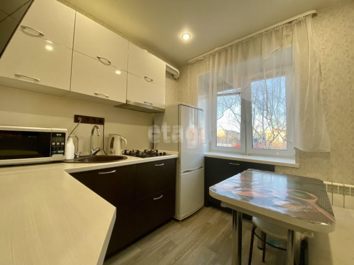 2-комн квартира Энергетиков, 6