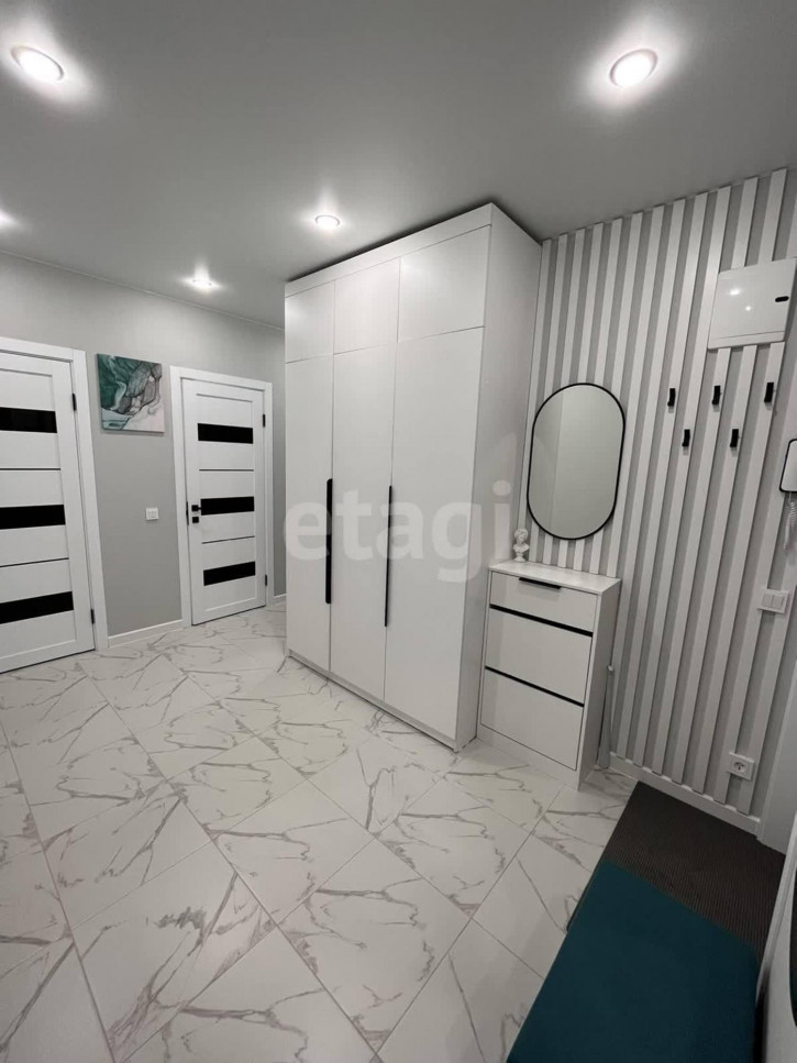 3-комн квартира Федора Достоевского, 22