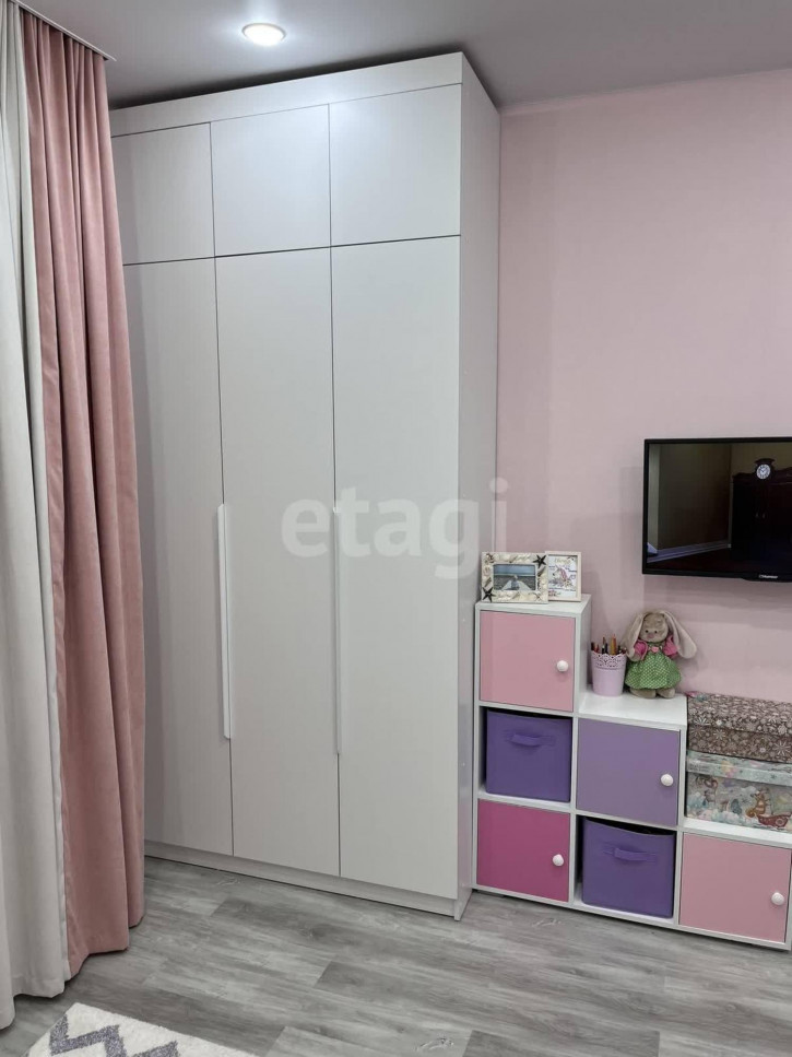 3-комн квартира Федора Достоевского, 22