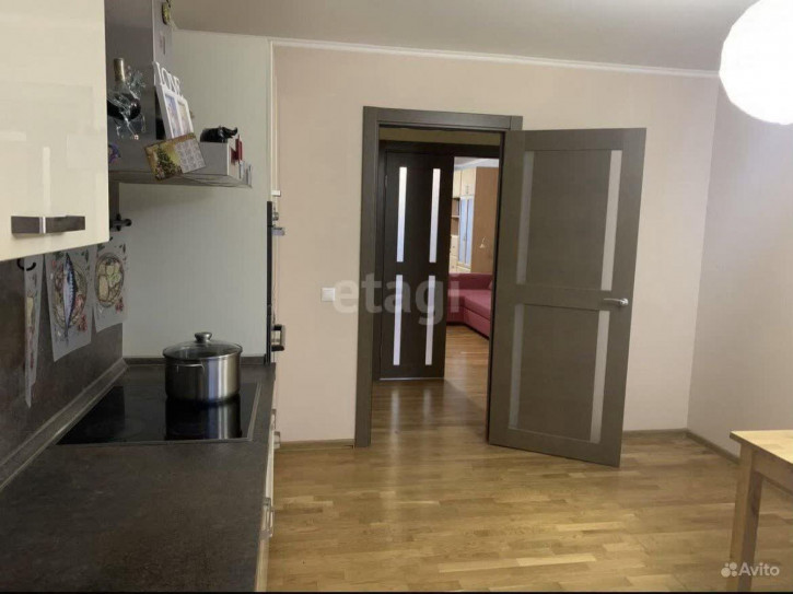 3-комн квартира Василия Гольцова, 8