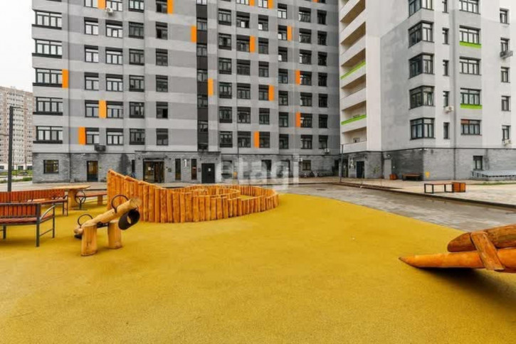 Студия Александра Пушкина, 8В