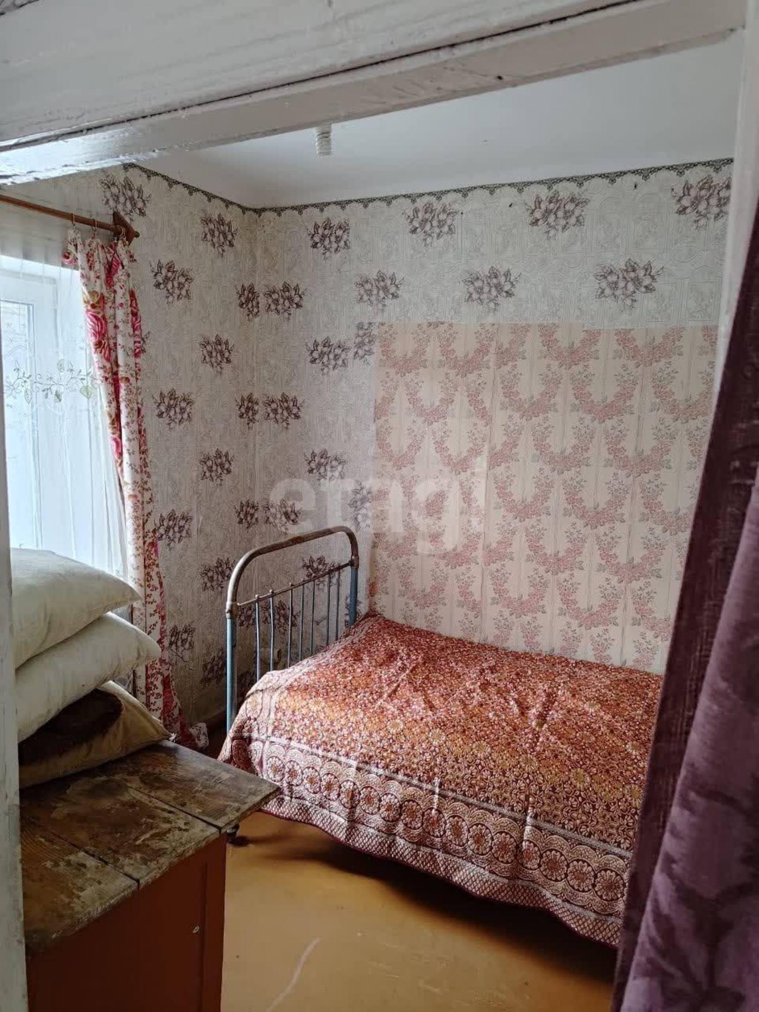 Купить дачу, дом, коттедж за 1 560 000 рублей на площадь Октябрьской Революции