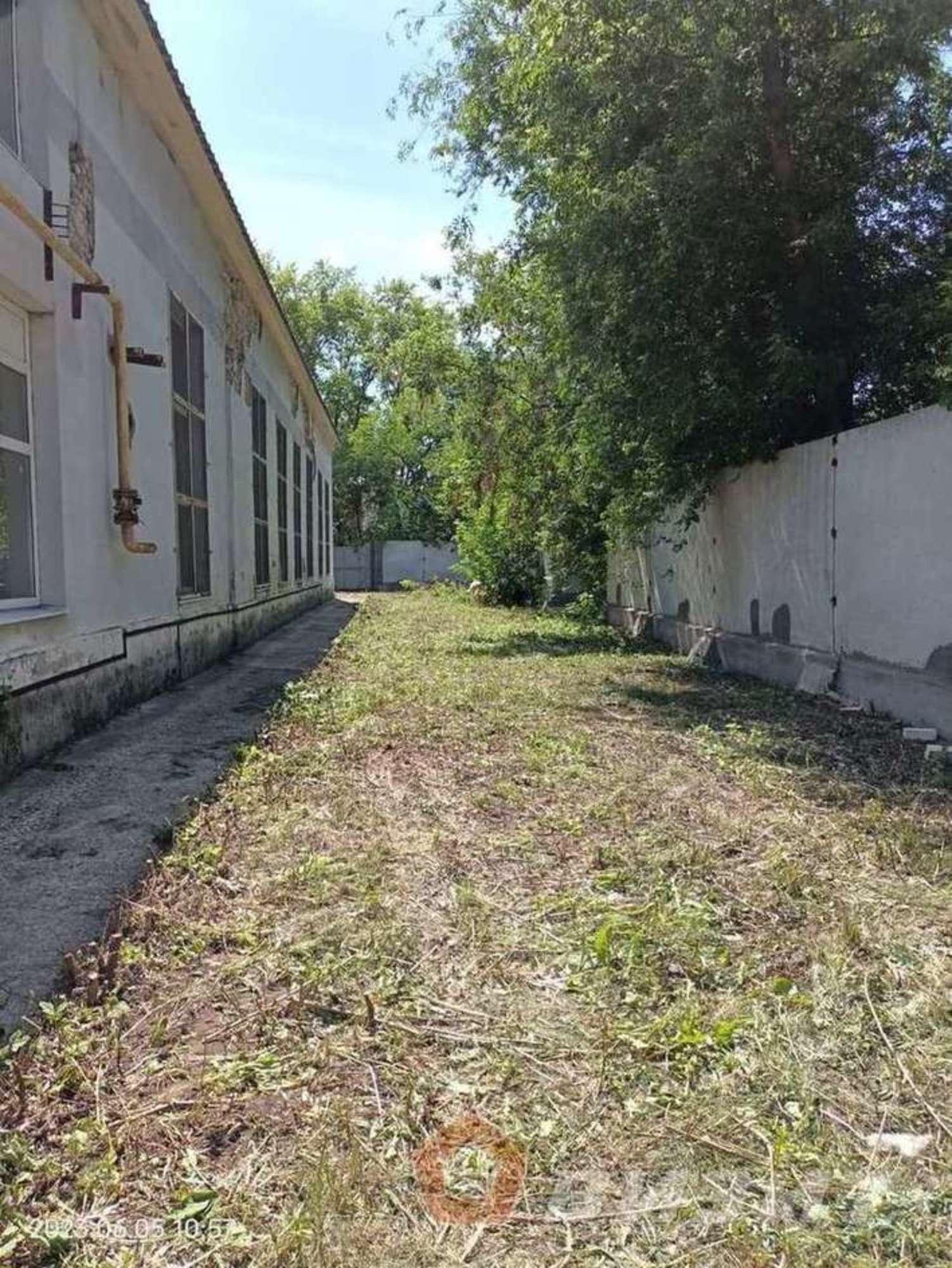 Купить складское помещение за 14 000 000 рублей на Южный посёлок, 21