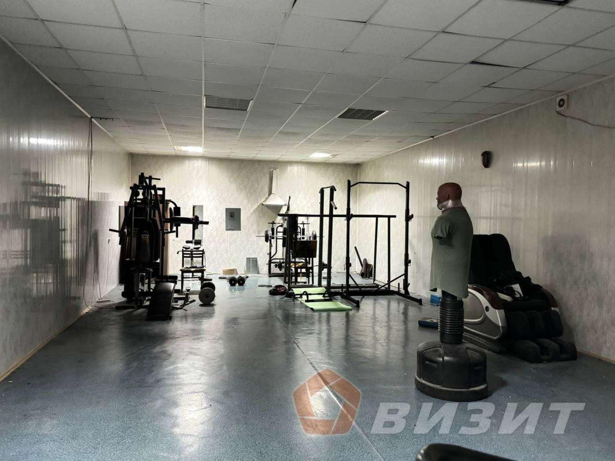 Купить помещение свободного назначения за 22 015 000 рублей на Коммунаров, 1Б