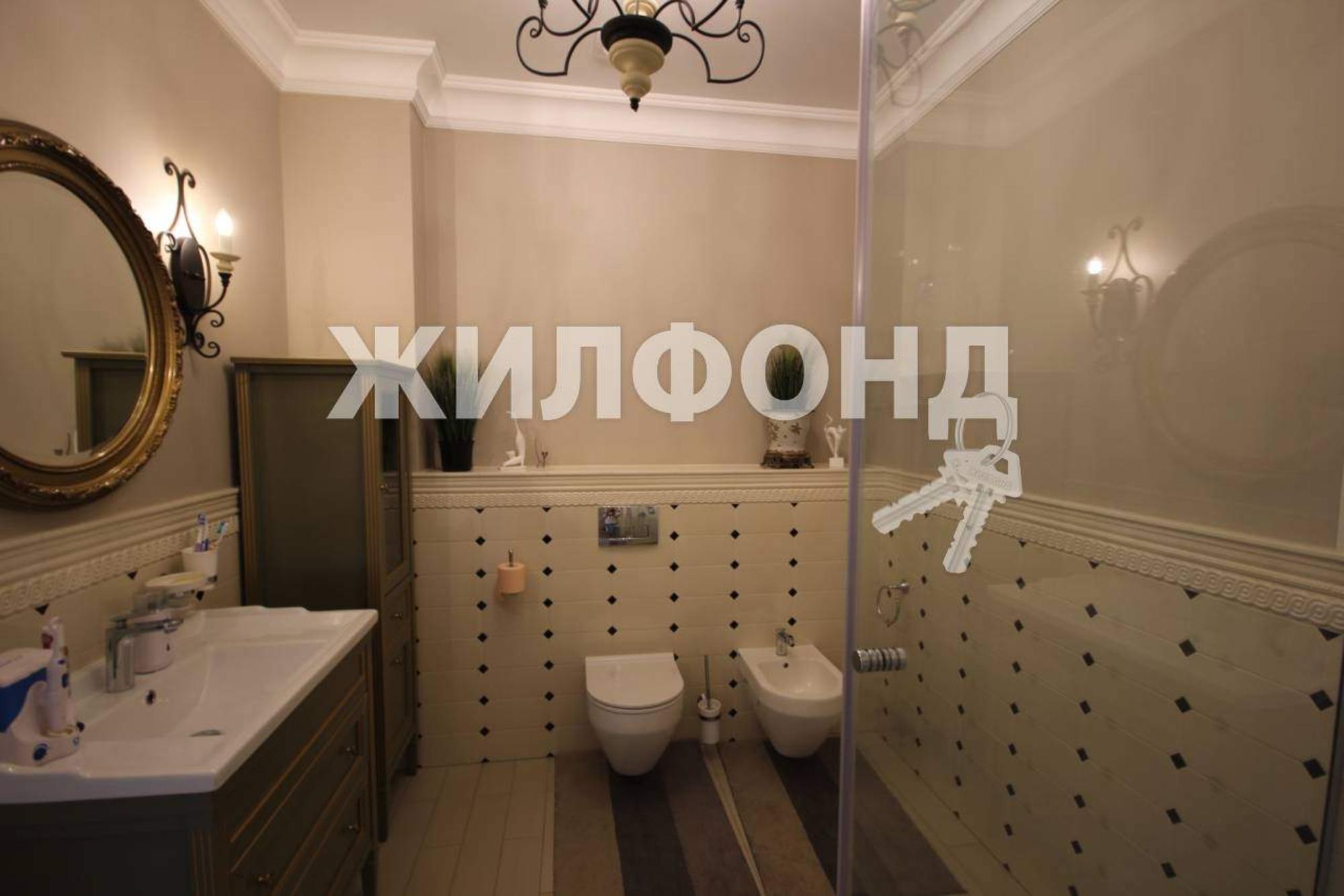 Купить дачу, дом, коттедж за 80 000 000 рублей на Российская улица