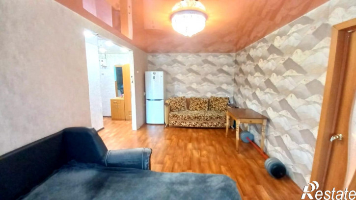 2-комн квартира Россия,  г. Комсомольск-на-Амуре, пр-кт. Октябрьский, д. 40