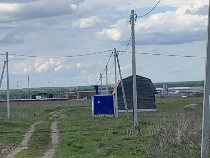 Земельный участок