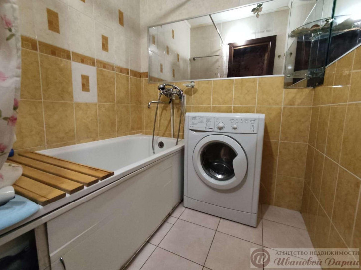 2-комн квартира Карякина переулок, 1