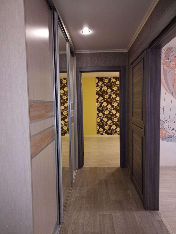2-комн квартира Евгения Золотухина улица, 21