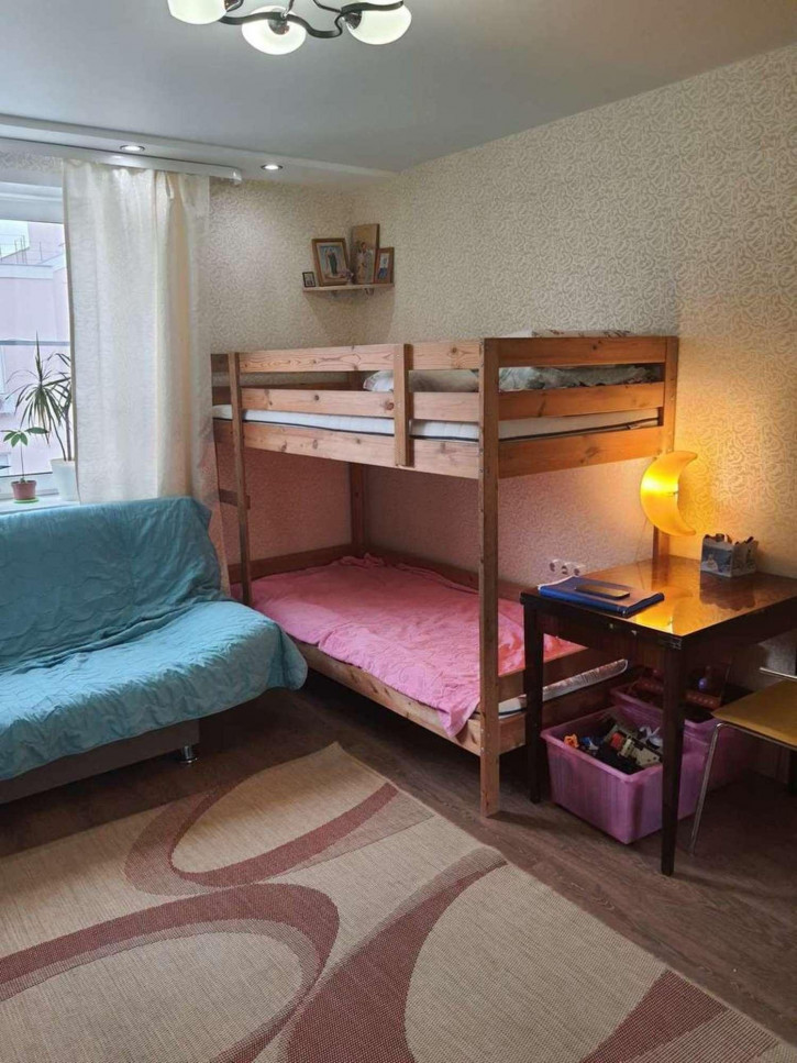 2-комн квартира Виталия Жалнина улица, 14