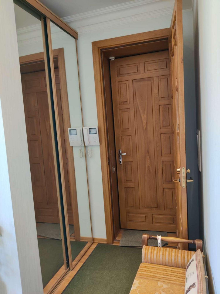2-комн квартира Мира улица, 71