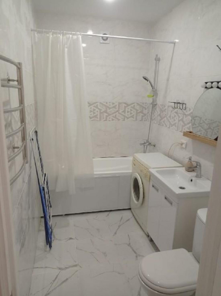 1-комн квартира Ключевой проспект, 2