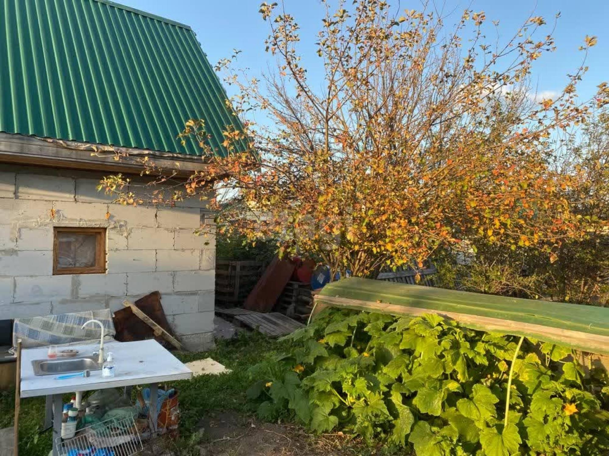 Купить дачу, дом, коттедж за 2 200 000 рублей на СНТ Строитель-2 , 95
