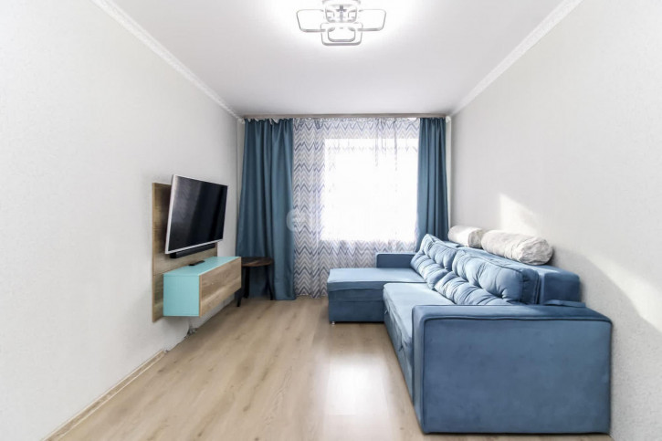 3-комн квартира Голышева, 2
