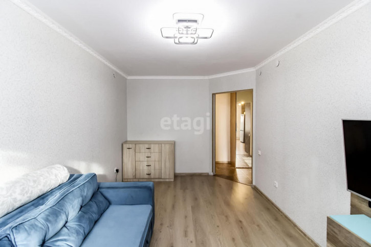 3-комн квартира Голышева, 2