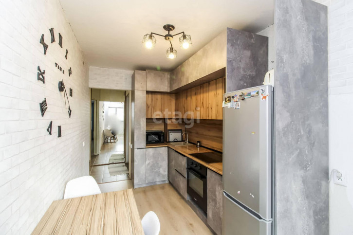 3-комн квартира Голышева, 2