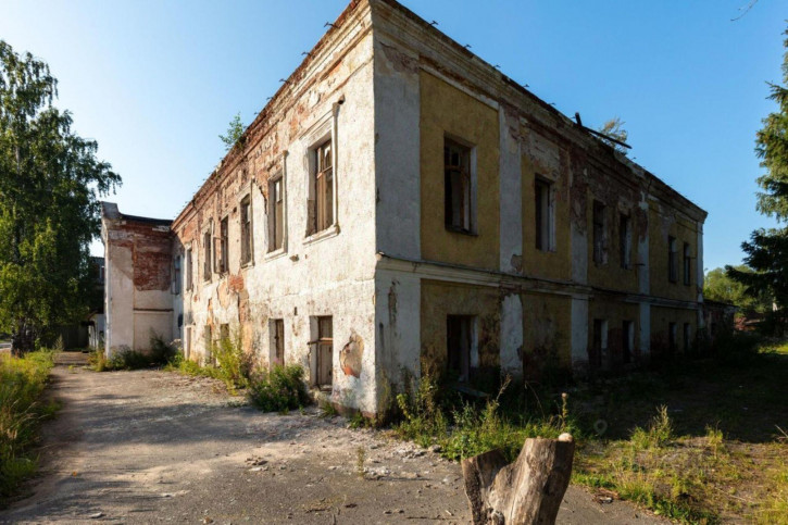Отдельное здание улица Коммунаров, 8,  д. 8