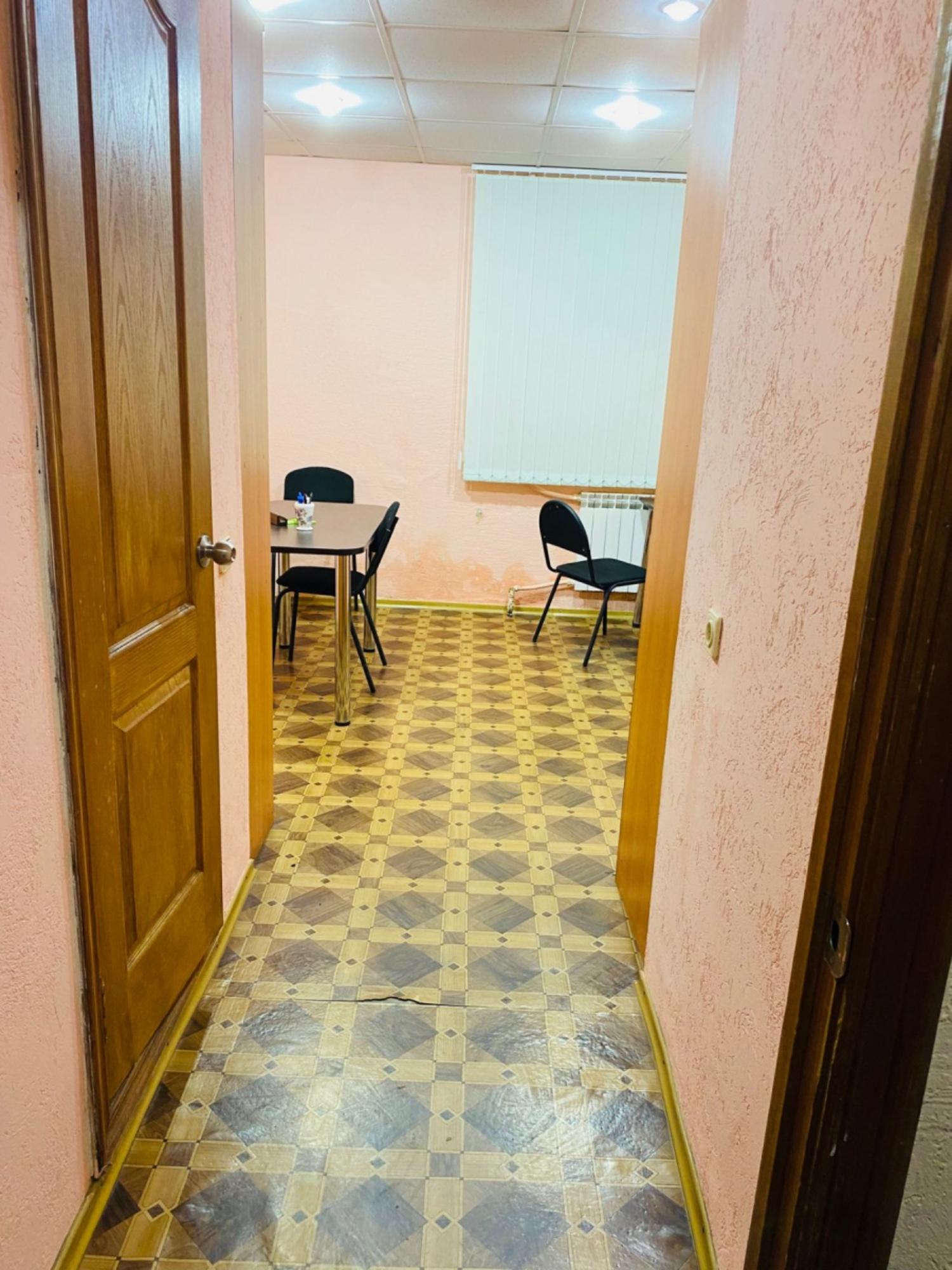 Купить офис, помещение под офис за 3 870 000 рублей на ул Большая Садовая, 239/1