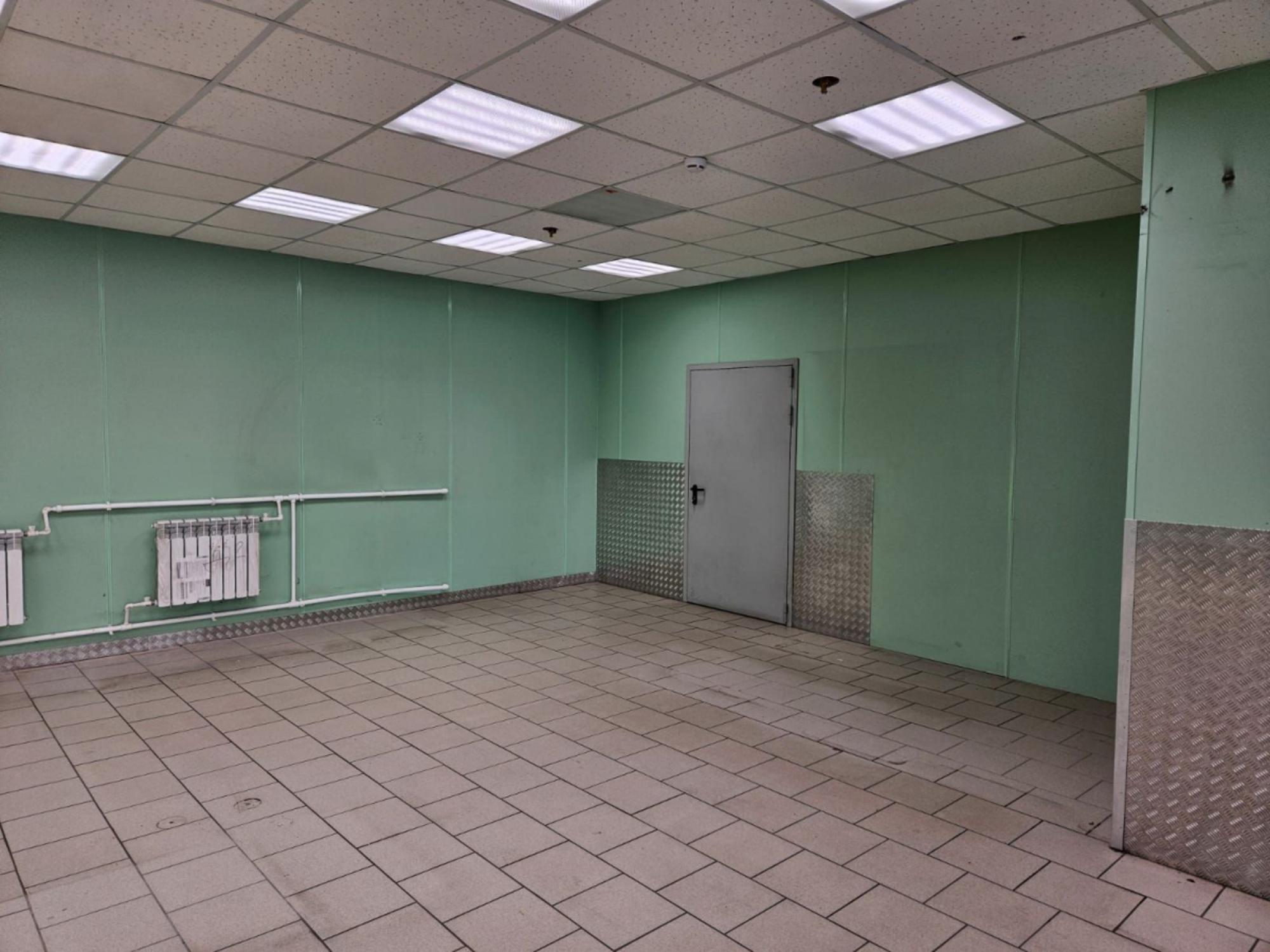 Сдать торговое помещение за 305 055 рублей на Алтайский край, г.Камень-на-Оби,  Каменская 122