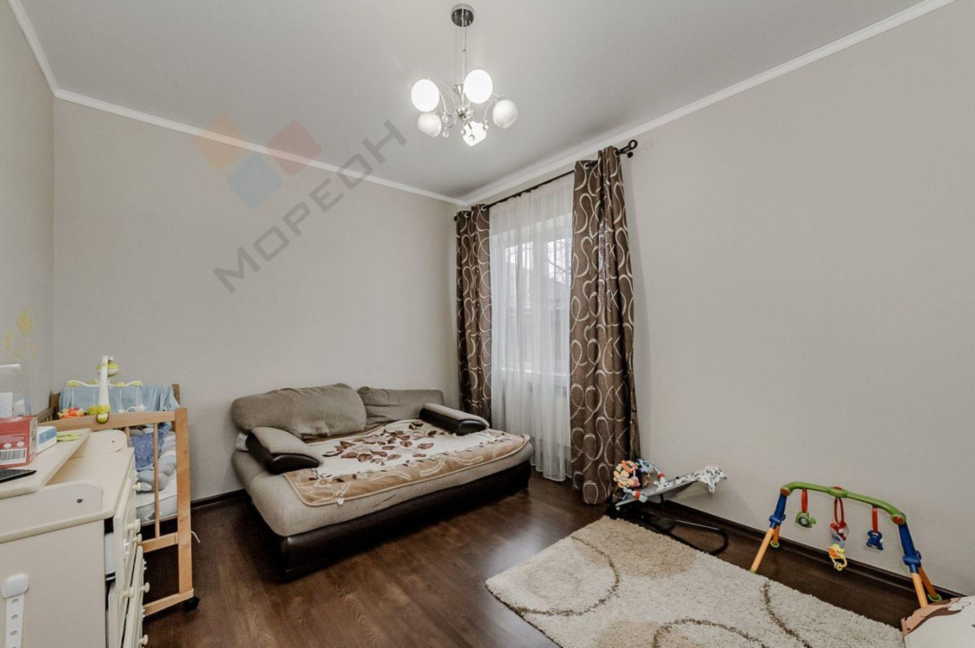 Купить дачу, дом, коттедж за 15 500 000 рублей на Шовгенова ул, 1