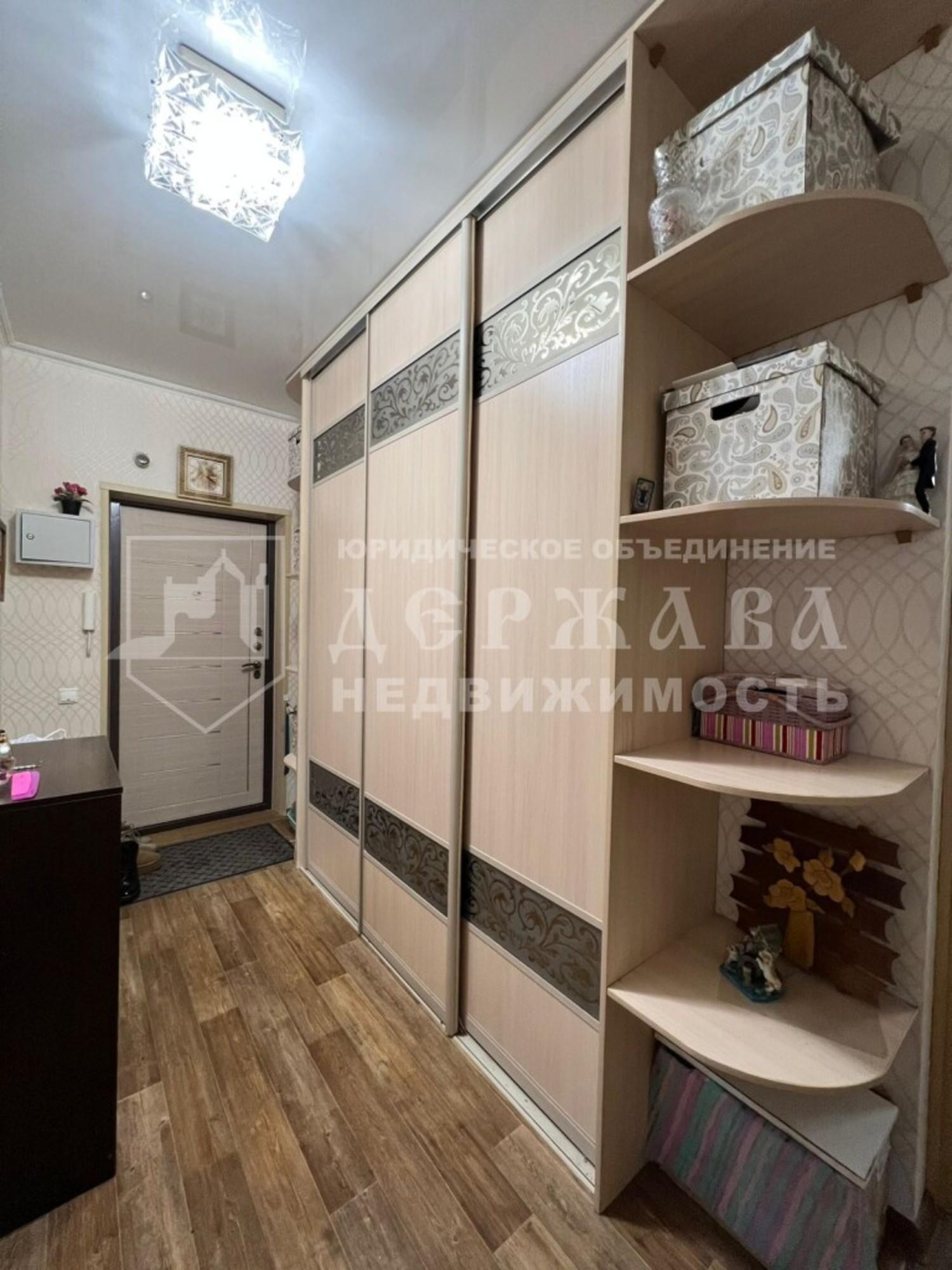 Купить квартиру за 6 850 000 рублей на проспект Шахтёров