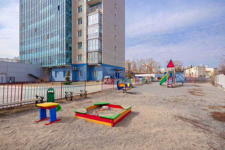 2-комн квартира ул Марата, 2