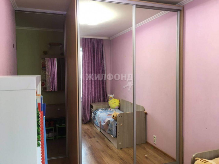 4-комн квартира Зорге улица, д.185/1